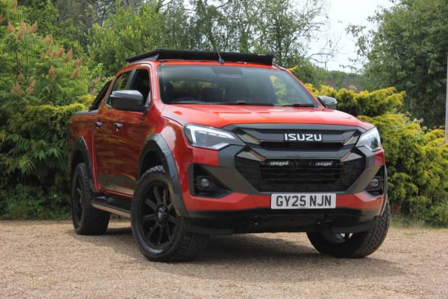 Isuzu D-max 1.9 V-Cross Double Cab 4x4 Auto Pick Up Diesel Orange