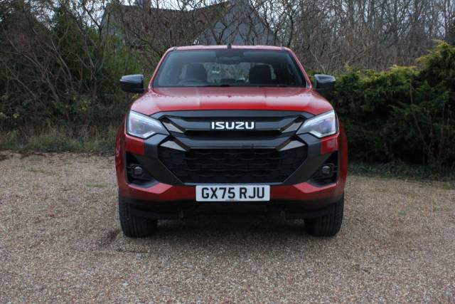 2025 Isuzu D-max 2.0 V CROSS